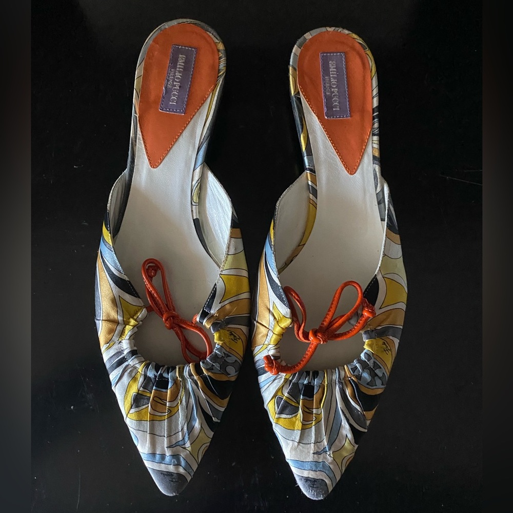 Emilio Pucci PREOWNED Yellow and Orange Patterned Mules Size :7.5